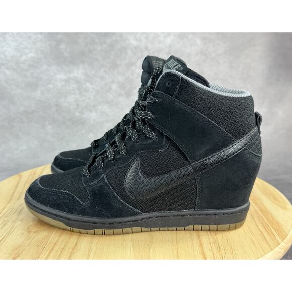 Women’s Nike Dunk Sky Hi Essential Size 7 US Black Gum Hidden Wedge 644877-006 - Picture 2 of 11